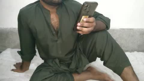 vickpie24 online show from 10-31-25, 03:46