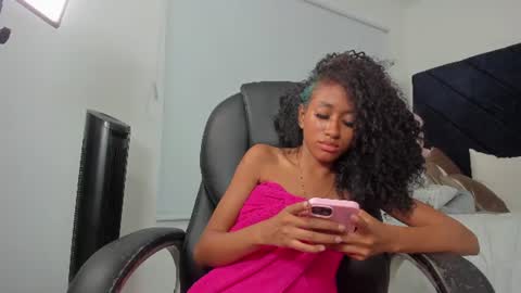 Vicky Castillo online show from 07-20-26, 09:56