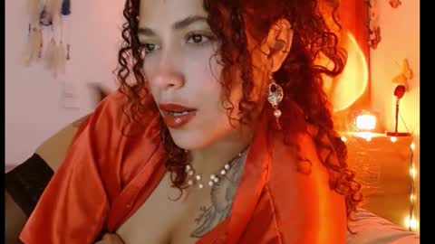 Snapshot of vicky_crazy chatting on 12-20-24, 01:03 Vicky  online show from 12-20-24, 01:03