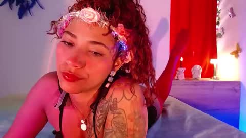 Snapshot of vicky_crazy chatting on 12-29-24, 03:57 Vicky  online show from 12-29-24, 03:57