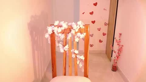 Snapshot of vicky_crazy chatting on 02-24-25, 04:15 Vicky  online show from 02-24-25, 04:15
