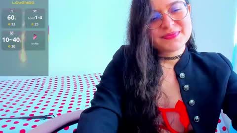 Snapshot of vicky_cristinax chatting on 04-24-26, 07:16 Vicky online show from 04-24-26, 07:16