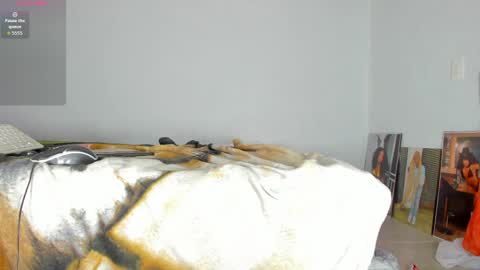 vicky manuela online show from 03-27-26, 08:26