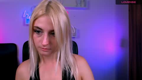 vicky_kim online show from 07-21-26, 07:16