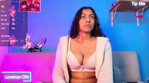 Snapshot of vicky_miller_05 chatting on 02-22-25, 10:20 vicky_miller_05 online show from 02-22-25, 10:20