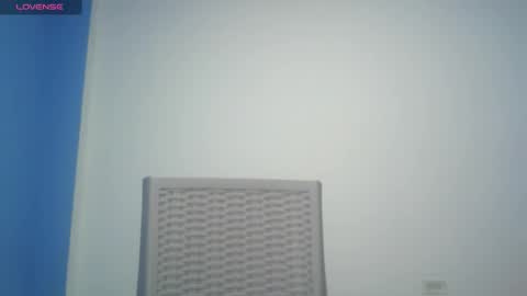 Snapshot of vickyblush8 chatting on 11-22-25, 04:06 vickyblush8 online show from 11-22-25, 04:06