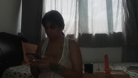 vickyhm22 online show from 02-11-26, 06:24