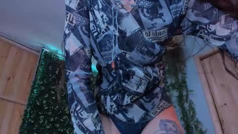 Victoria   online show from 02-14-26, 04:48