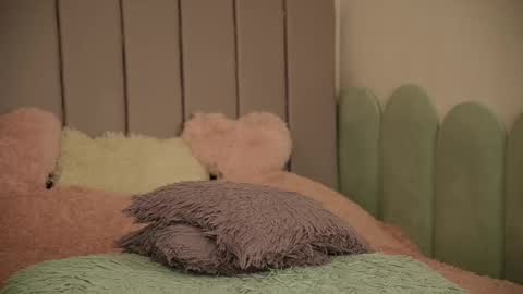 Snapshot of vickysecret96 chatting on 02-14-25, 09:32 vickysecret96 online show from 02-14-25, 09:32