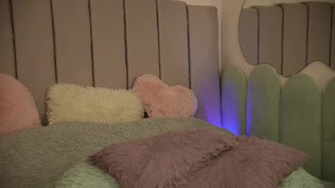 Snapshot of vickysecret96 chatting on 02-25-25, 09:57 vickysecret96 online show from 02-25-25, 09:57