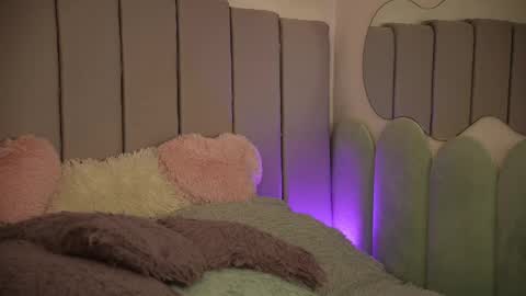 Snapshot of vickysecret96 chatting on 02-26-25, 10:09 vickysecret96 online show from 02-26-25, 10:09