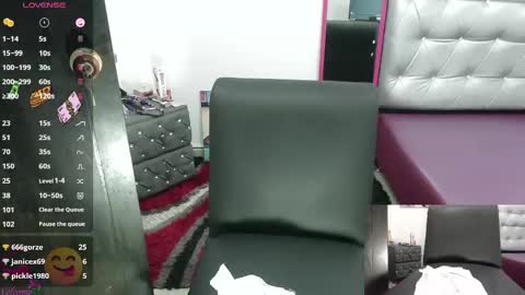 Valentina online show from 02-17-25, 10:58