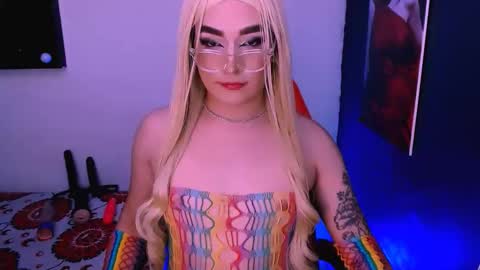 Milagros  online show from 04-10-26, 05:56