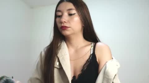 Snapshot of victoria017 chatting on 03-17-26, 04:28 Victoria online show from 03-17-26, 04:28