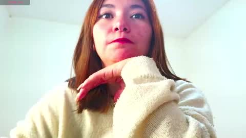 Snapshot of victoria017 chatting on 07-16-26, 04:51 Victoria online show from 07-16-26, 04:51