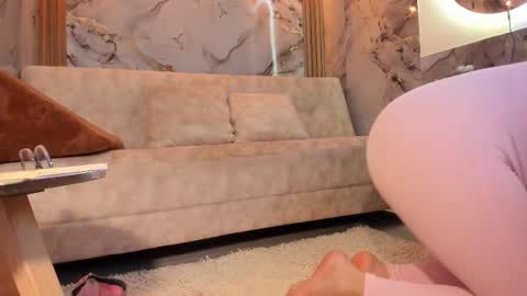 Snapshot of victoria__coopeer chatting on 02-17-26, 10:38 Victoria Coopeer online show from 02-17-26, 10:38