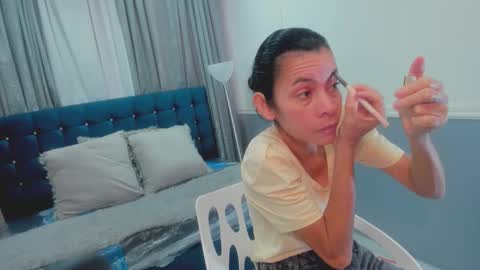 Victoria  grey  online show from 03-20-26, 07:41