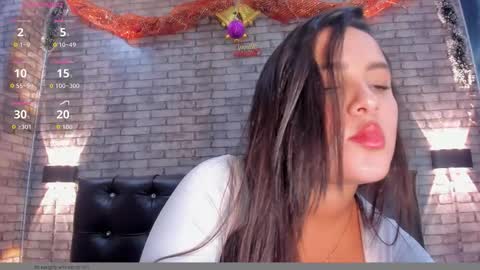Snapshot of victoria__ponce chatting on 12-03-25, 06:39 victorira online show from 12-03-25, 06:39
