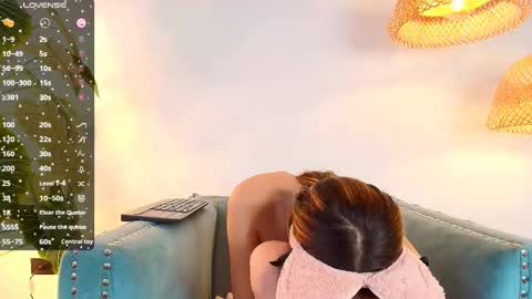  Victoria for you  online show from 03-12-25, 04:35