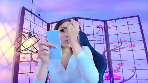  Victoria for you  online show from 10-10-25, 03:27