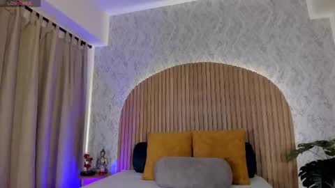 Snapshot of victoria_blakee chatting on 07-01-26, 03:30 Victoria online show from 07-01-26, 03:30