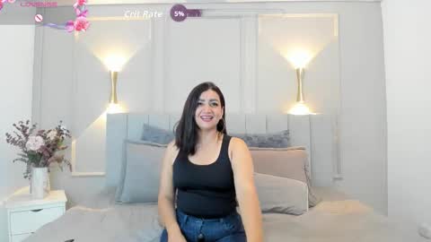 Snapshot of victoria_bourne chatting on 12-15-25, 07:29 victoria online show from 12-15-25, 07:29