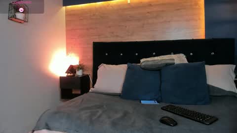 Victoria online show from 11-04-25, 08:19