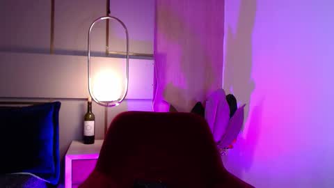 Victoria Collins online show from 11-15-25, 12:23