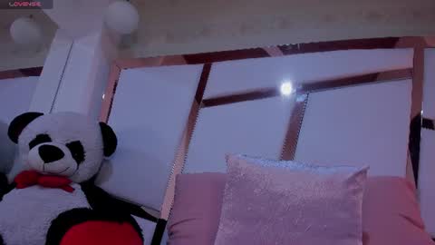 Snapshot of victoria_darkova chatting on 07-21-26, 12:07 Victoria Darkova online show from 07-21-26, 12:07