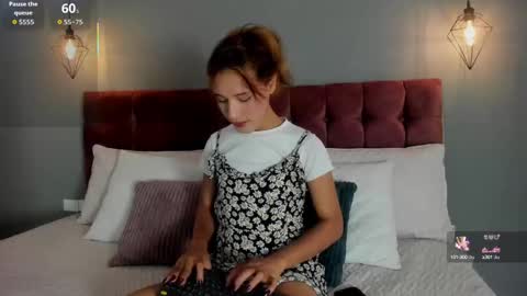 victoria online show from 09-14-25, 01:32