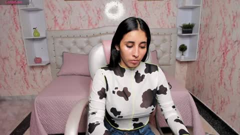 Victoria Houston  online show from 01-02-25, 07:18