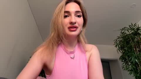 Snapshot of victoria_jess chatting on 07-12-26, 04:09 Victoria online show from 07-12-26, 04:09
