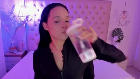 victoria_kitt online show from 09-30-25, 04:01