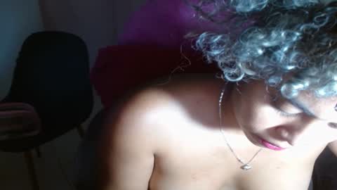 Snapshot of victoria_miler chatting on 12-13-24, 08:15 VICKY online show from 12-13-24, 08:15