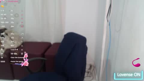 Snapshot of victoria_milf06 chatting on 01-24-25, 10:41 victoria online show from 01-24-25, 10:41