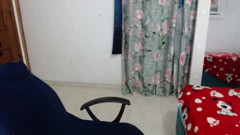 Snapshot of victoria_milf06 chatting on 11-29-25, 11:30 victoria online show from 11-29-25, 11:30