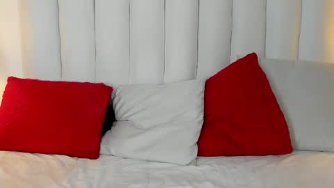 victoria_queen2 online show from 02-21-25, 01:22