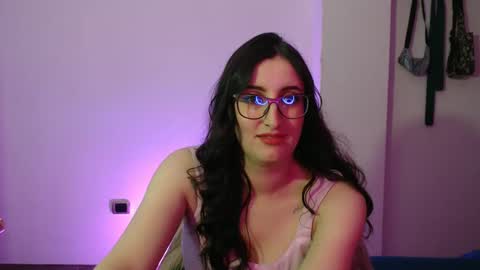 Victoria online show from 09-17-25, 08:43