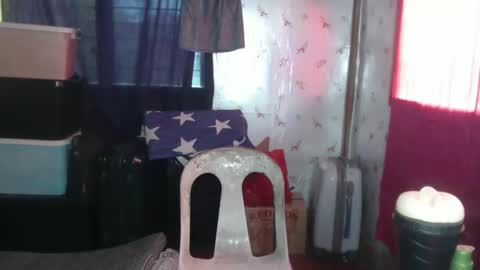 Snapshot of victoria_secret_69 chatting on 02-04-26, 03:45 BEATHY online show from 02-04-26, 03:45