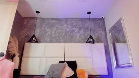 victoria_soul_ online show from 08-01-26, 04:34