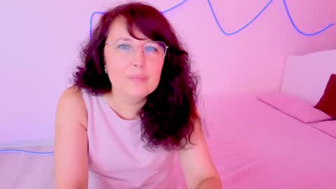 Snapshot of victoria_vvv chatting on 07-20-26, 10:39 Vika online show from 07-20-26, 10:39