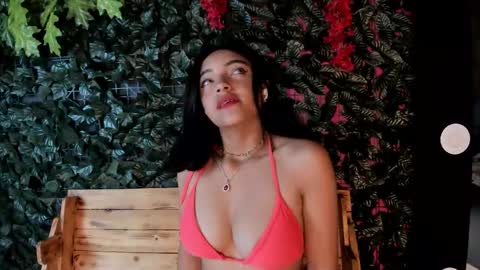 victoriaa2_doll online show from 11-20-25, 12:16