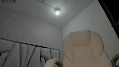 Snapshot of victoriaa_millers chatting on 05-03-26, 06:58 Victoria Sofia online show from 05-03-26, 06:58