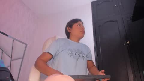 Snapshot of victoriaa_millers chatting on 05-31-26, 07:04 Victoria Sofia online show from 05-31-26, 07:04