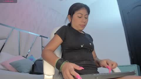 Victoria Sofia online show from 07-17-26, 07:08