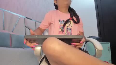 Victoria Sofia online show from 07-20-26, 12:51