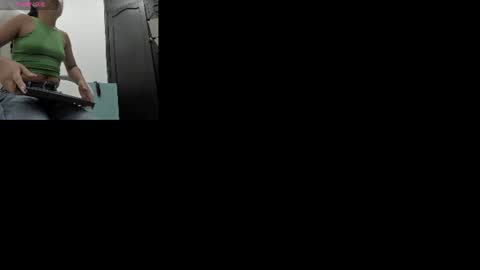 Victoria Sofia online show from 07-26-26, 06:59