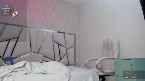Victoria Sofia online show from 07-30-26, 08:52