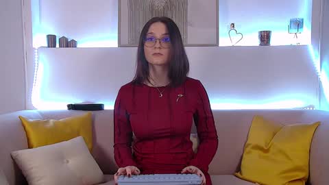 Victoria online show from 01-29-25, 03:44