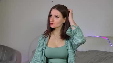 Victoria online show from 09-23-25, 06:27